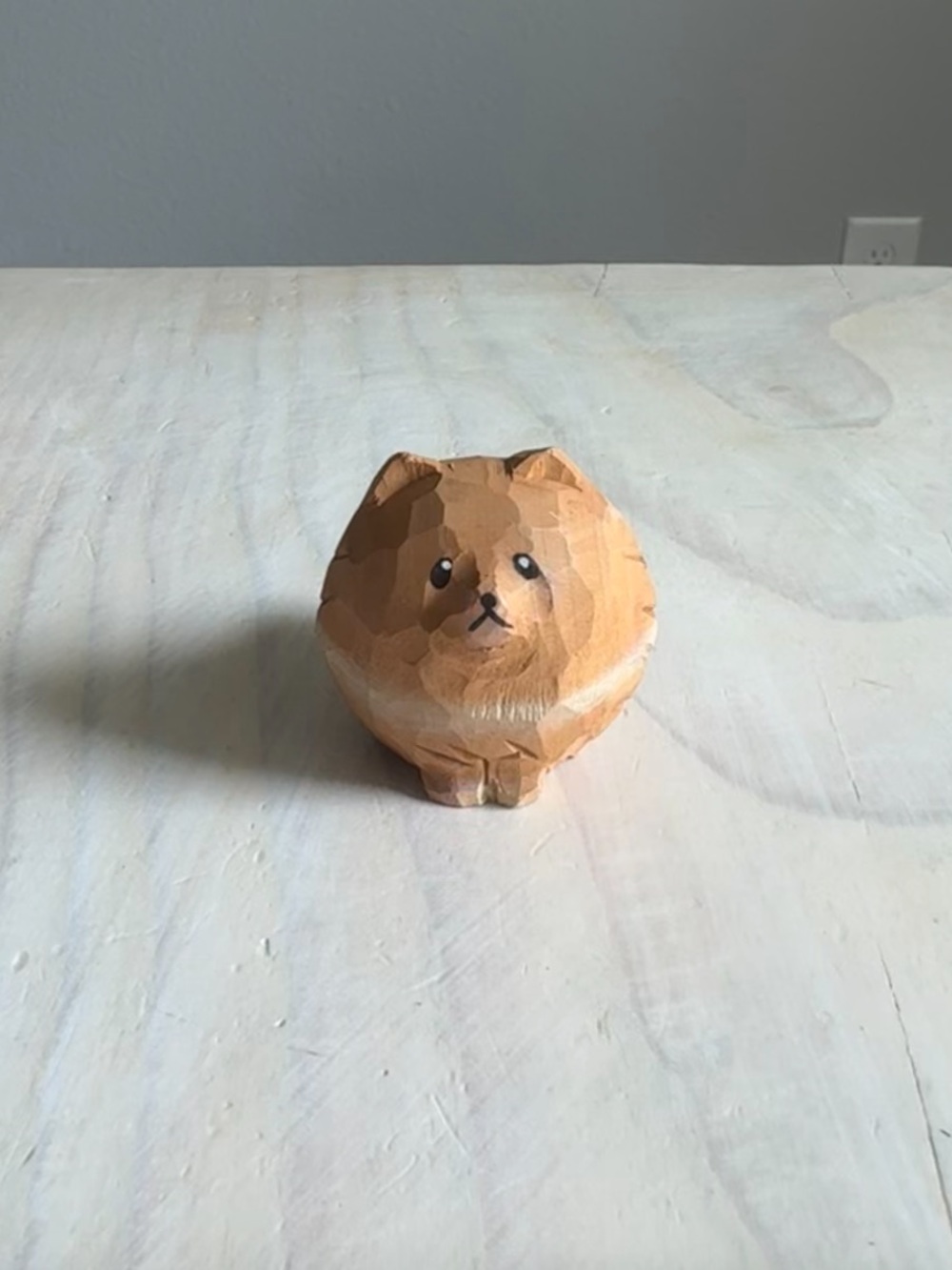 Wooden Pomeranian Figurine - Tan Decorative Pet Accent
